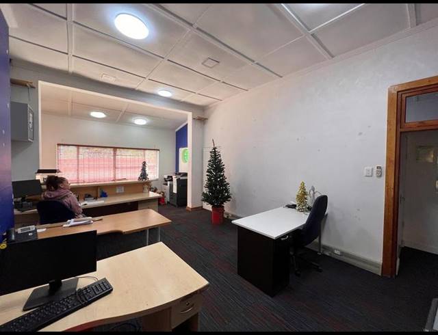 OFFICE FOR SALE IN PIETERMARITZBURG CENTRAL